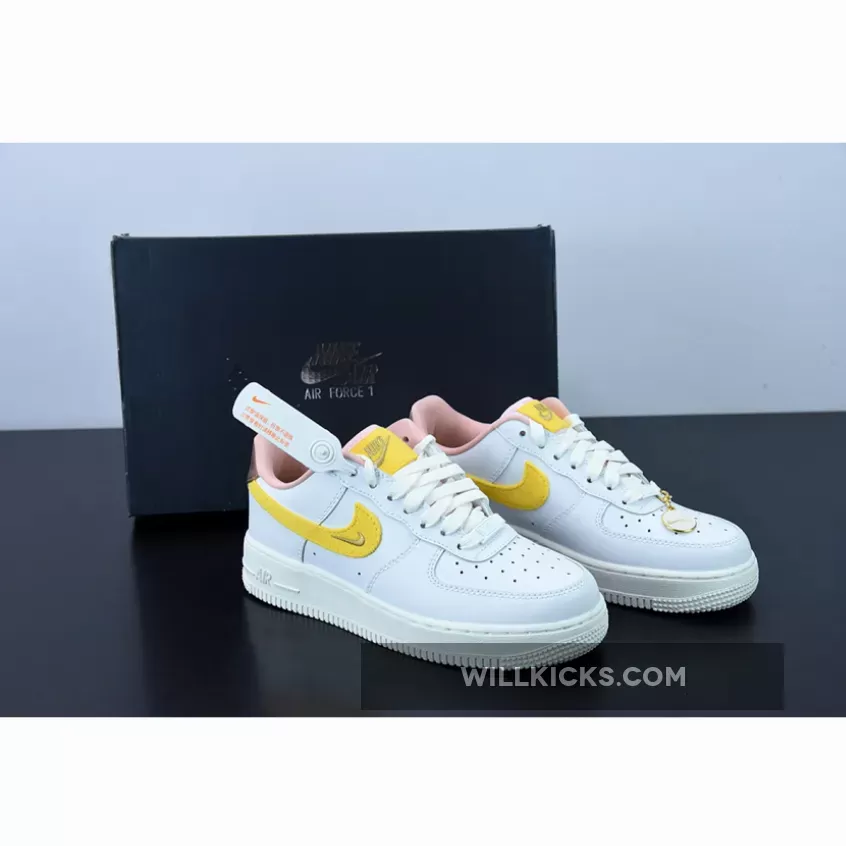 Nike Air Force 1 'Mama & Mini' White/Yellow Strike DV2183-100 / air max 90 mama