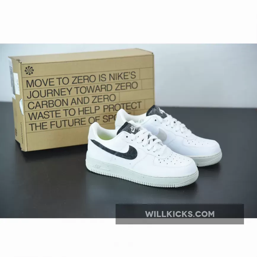 Nike Air Force 1 '07 SE White/White-Light Bone-Black DA6682-100 / nike air af1 82