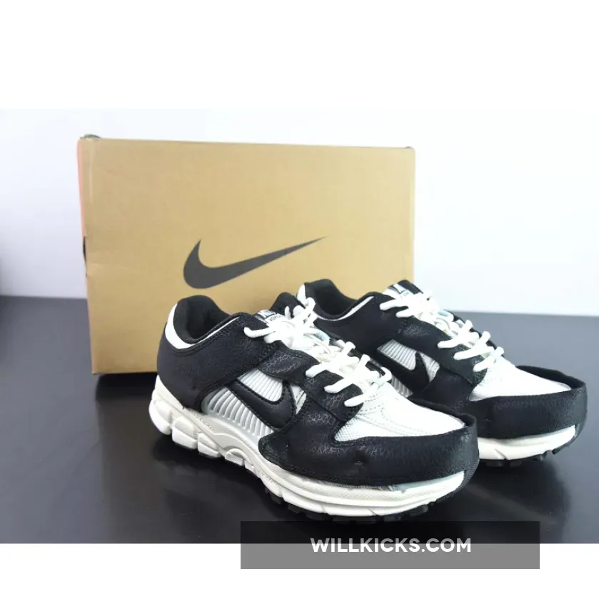 Nike Zoom Vomero 5 "Timeless" Sail/Black/Light Bone/Wolf Grey | NIKE VOMERO 5