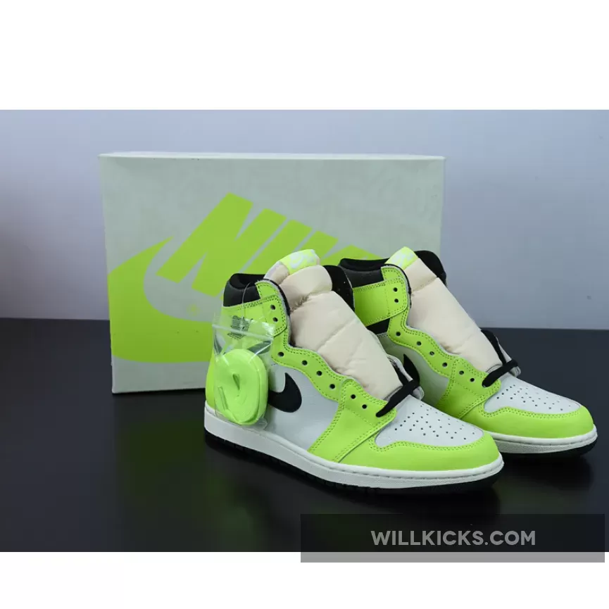 Air Jordan 1 High OG 'Visionaire' Volt/Black/Sail 555088-702, jordan 1 retro high og volt black sail men's shoe