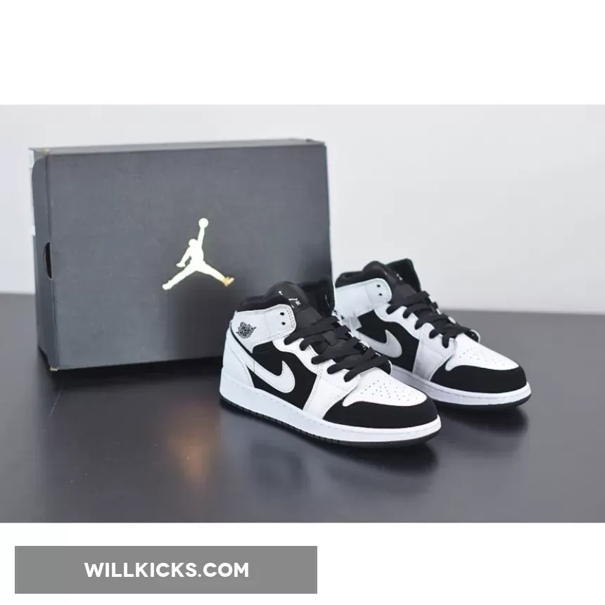 Air Jordan 1 Mid White Black 554725-113 Outlet