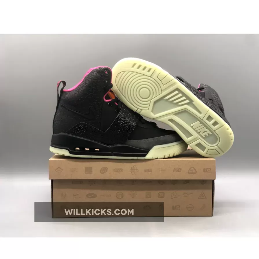 Nike Air Yeezy 'Blink' Black 366164-003 #black air yeezy