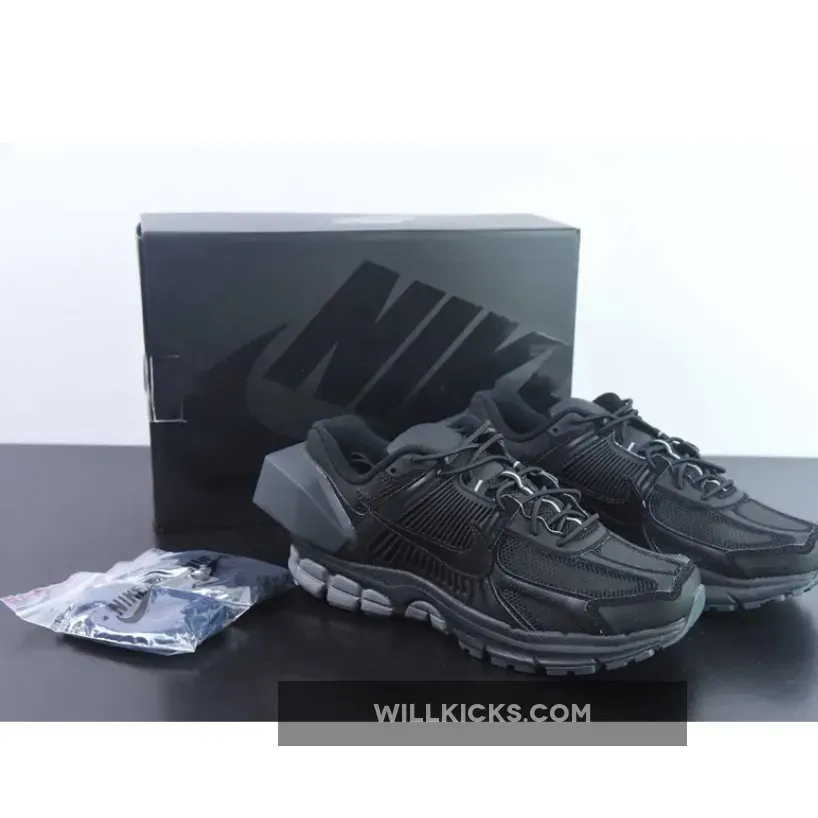 A COLD WALL x Nike Zoom Vomero 5s Black