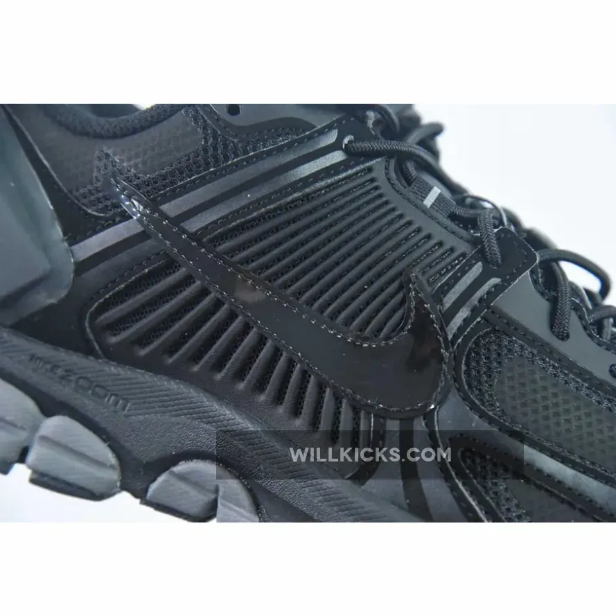 A COLD WALL x Nike Zoom Vomero 5s Black A COLD WALL x Nike Zoom Vomero 5s Black