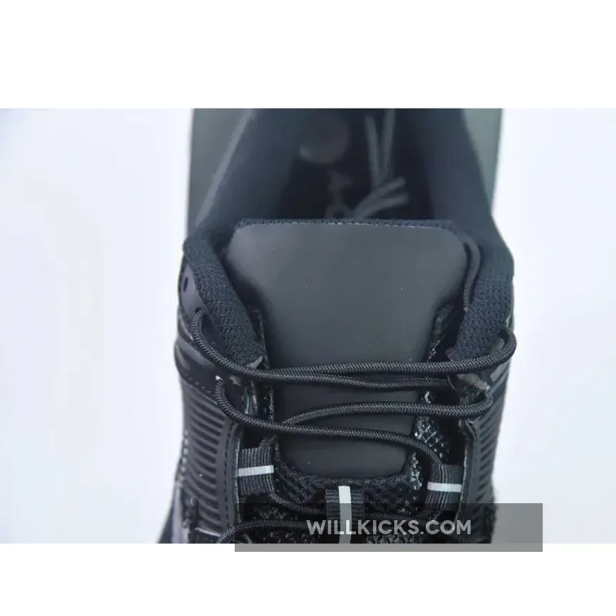 A COLD WALL x Nike Zoom Vomero 5s Black A COLD WALL x Nike Zoom Vomero 5s Black