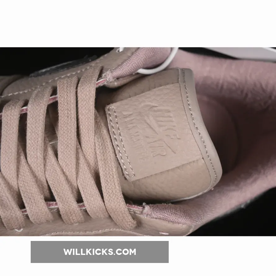 A MA MANIÉRE AIR FORCE 1 07 LOW SESAME/SILVER/SESAME A MA MANIÉRE AIR FORCE 1 07 LOW SESAME/SILVER/SESAME