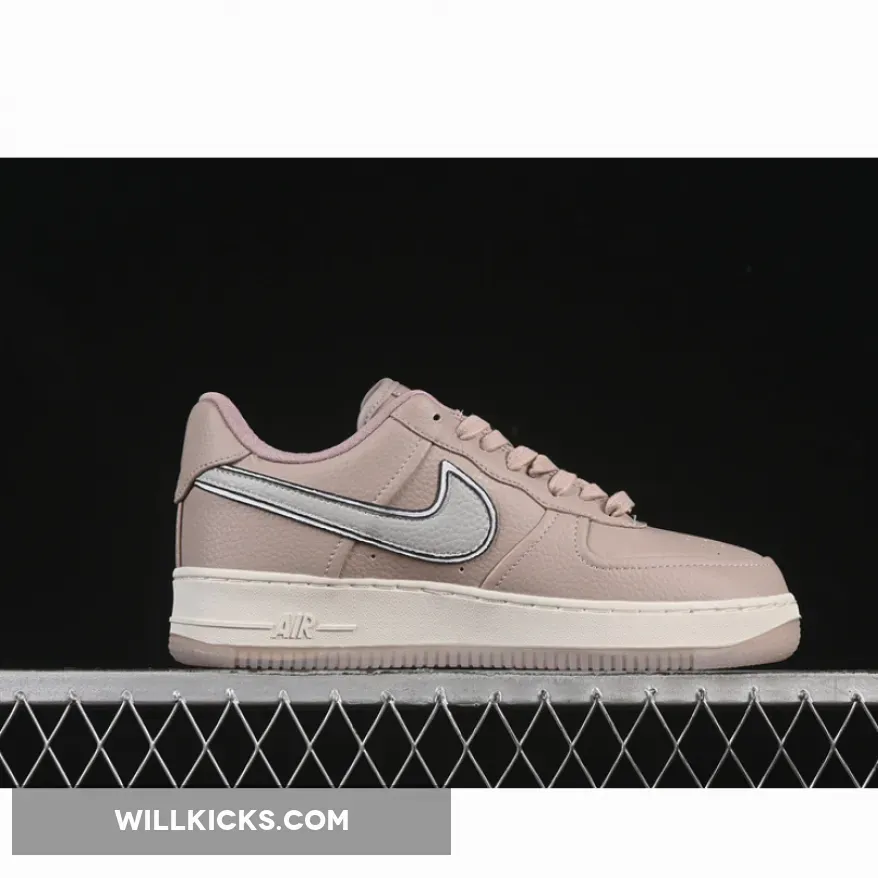 A MA MANIÉRE AIR FORCE 1 07 LOW SESAME/SILVER/SESAME A MA MANIÉRE AIR FORCE 1 07 LOW SESAME/SILVER/SESAME