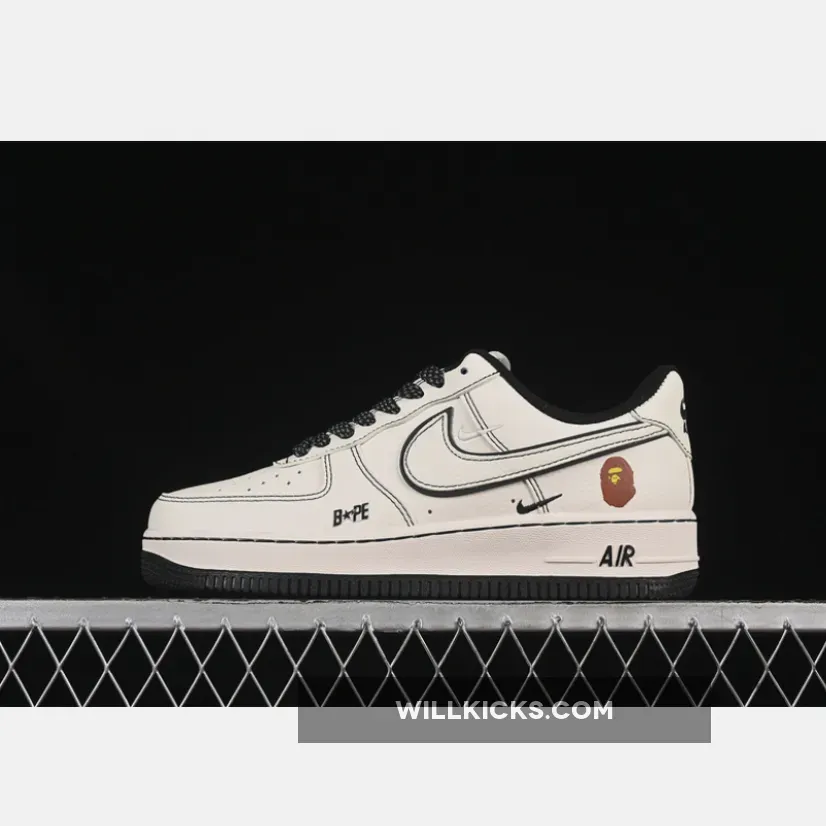 AIR FORCE 1 07 LOW BAPE WHITE/BLACK