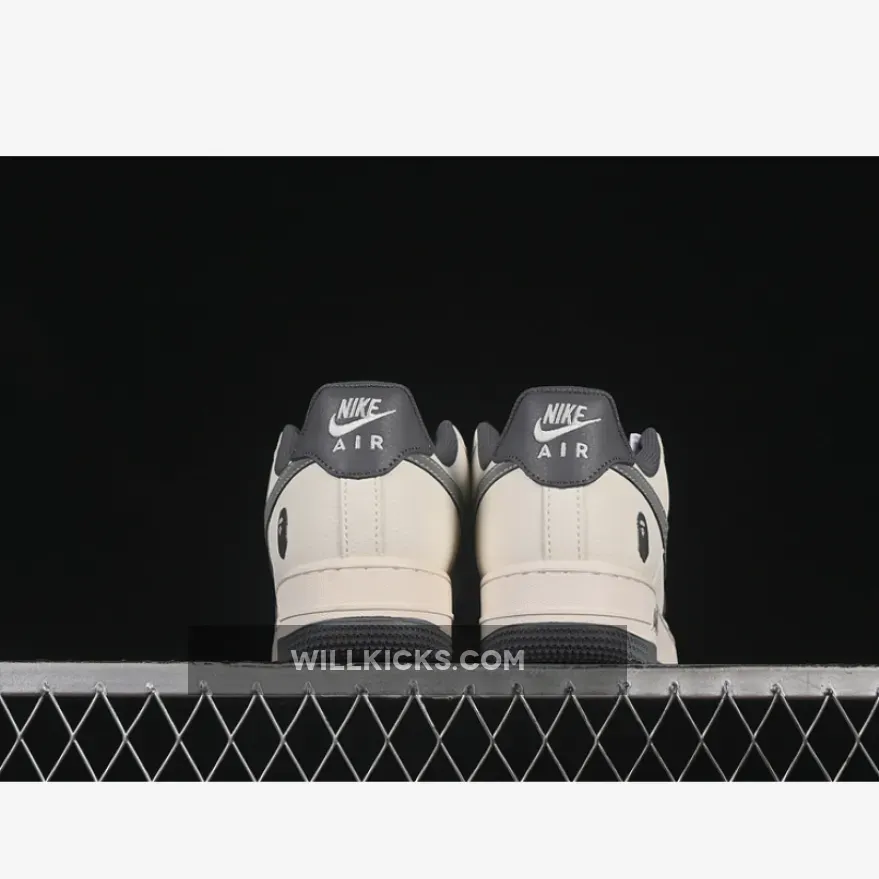 AIR FORCE 1 07 LOW BAPE WHITE/GREY AIR FORCE 1 07 LOW BAPE WHITE/GREY