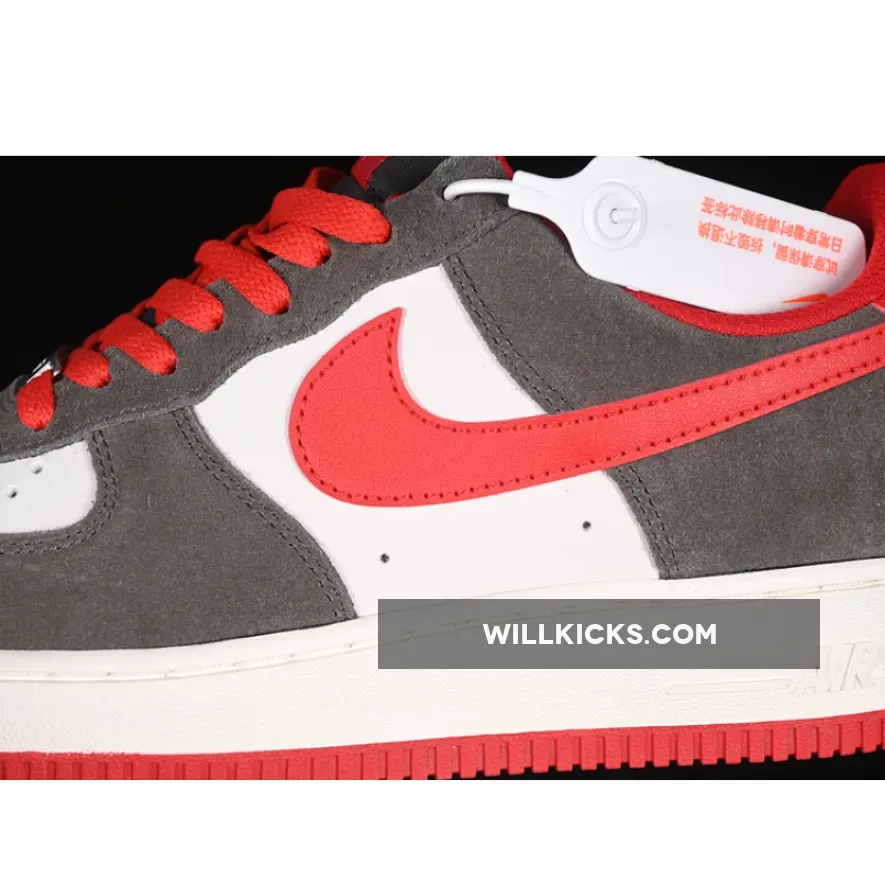 AIR FORCE 1 07 LOW BAROQUE BROWN/UNIVERSITY RED AIR FORCE 1 07 LOW BAROQUE BROWN/UNIVERSITY RED