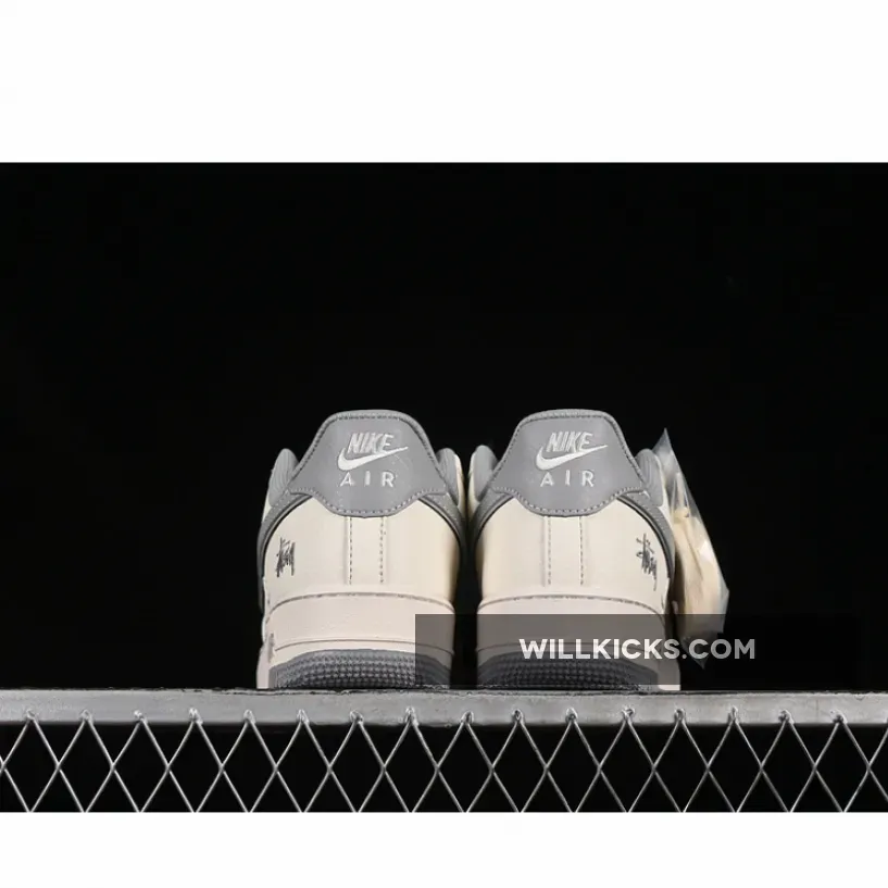 AIR FORCE 1 07 LOW BEIGE/GREY AIR FORCE 1 07 LOW BEIGE/GREY