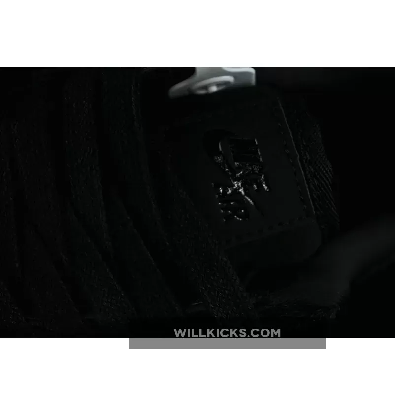 AIR FORCE 1 07 LOW BLACK AIR FORCE 1 07 LOW BLACK