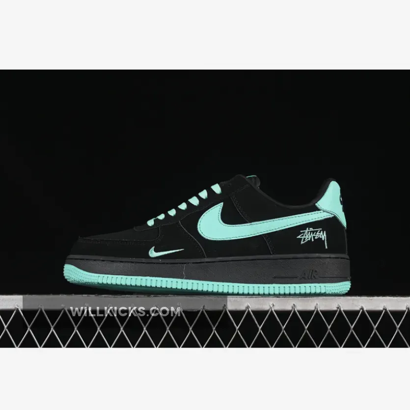 AIR FORCE 1 07 LOW BLACK/GREEN
