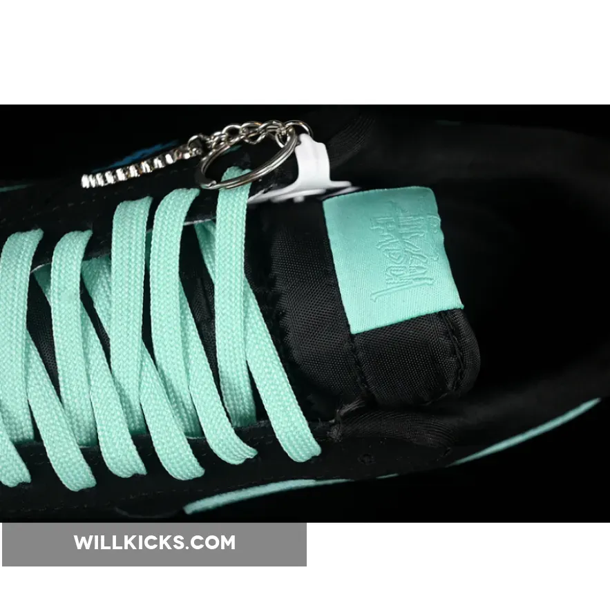 AIR FORCE 1 07 LOW BLACK/GREEN AIR FORCE 1 07 LOW BLACK/GREEN