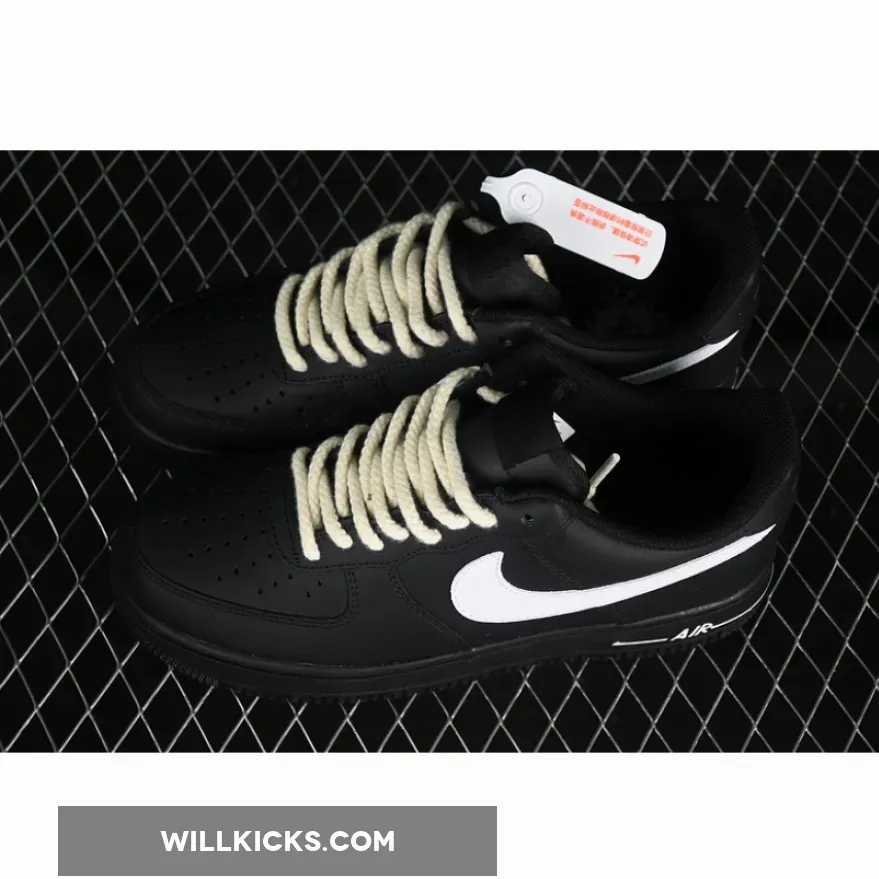 AIR FORCE 1 07 LOW BLACK/WHITE AIR FORCE 1 07 LOW BLACK/WHITE