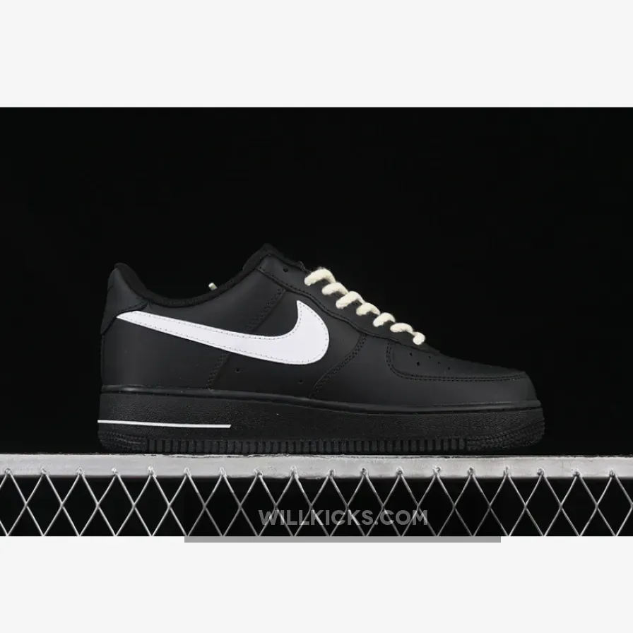 AIR FORCE 1 07 LOW BLACK/WHITE AIR FORCE 1 07 LOW BLACK/WHITE