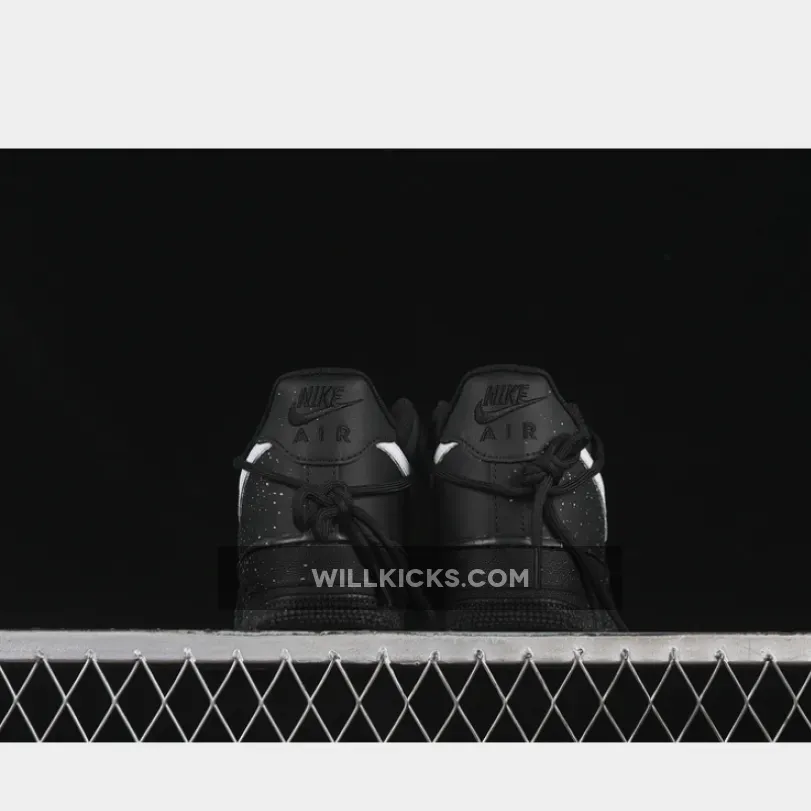 AIR FORCE 1 07 LOW BLACK/WHITE AIR FORCE 1 07 LOW BLACK/WHITE