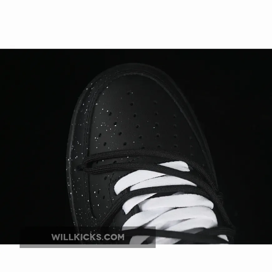 AIR FORCE 1 07 LOW BLACK/WHITE AIR FORCE 1 07 LOW BLACK/WHITE