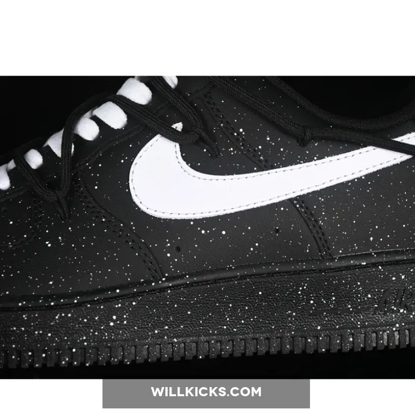 AIR FORCE 1 07 LOW BLACK/WHITE AIR FORCE 1 07 LOW BLACK/WHITE