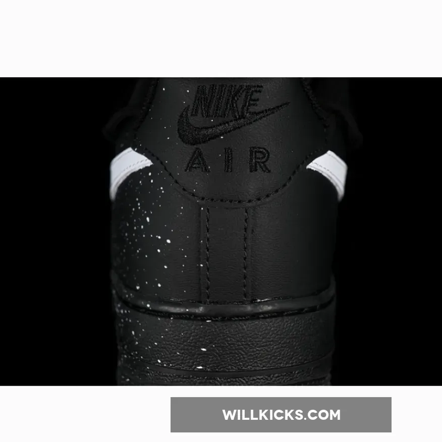 AIR FORCE 1 07 LOW BLACK/WHITE AIR FORCE 1 07 LOW BLACK/WHITE