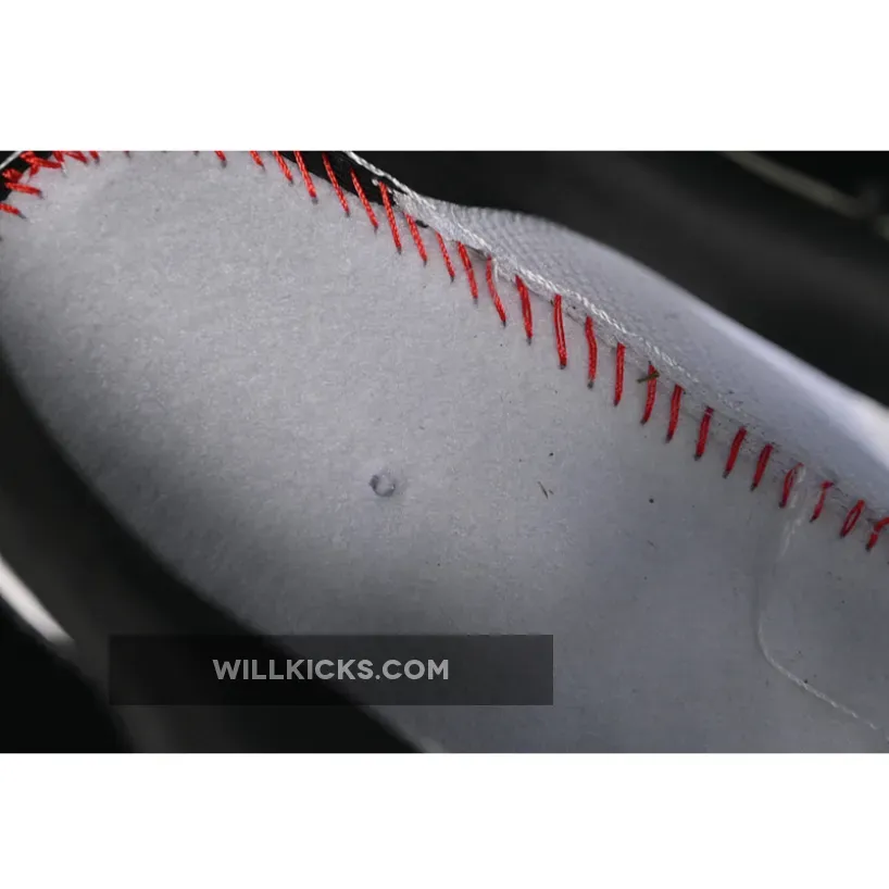 AIR FORCE 1 07 LOW BLACK/WHITE AIR FORCE 1 07 LOW BLACK/WHITE