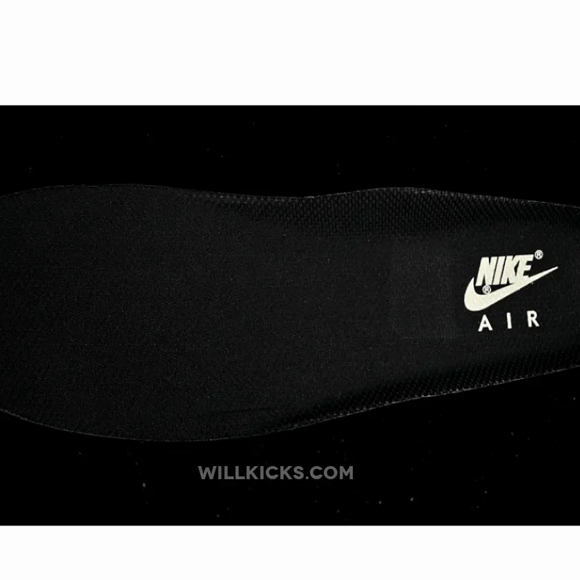 AIR FORCE 1 07 LOW BLACK/WHITE AIR FORCE 1 07 LOW BLACK/WHITE