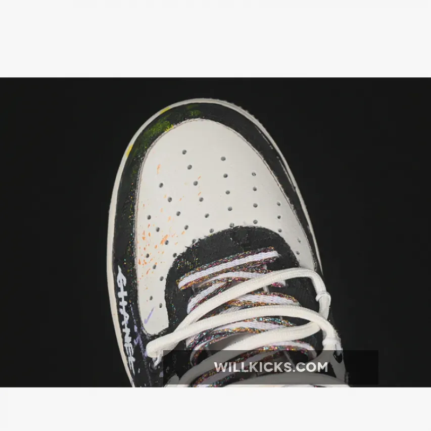 AIR FORCE 1 07 LOW BLUE DAISY WHITE/BLACK/GREY AIR FORCE 1 07 LOW BLUE DAISY WHITE/BLACK/GREY