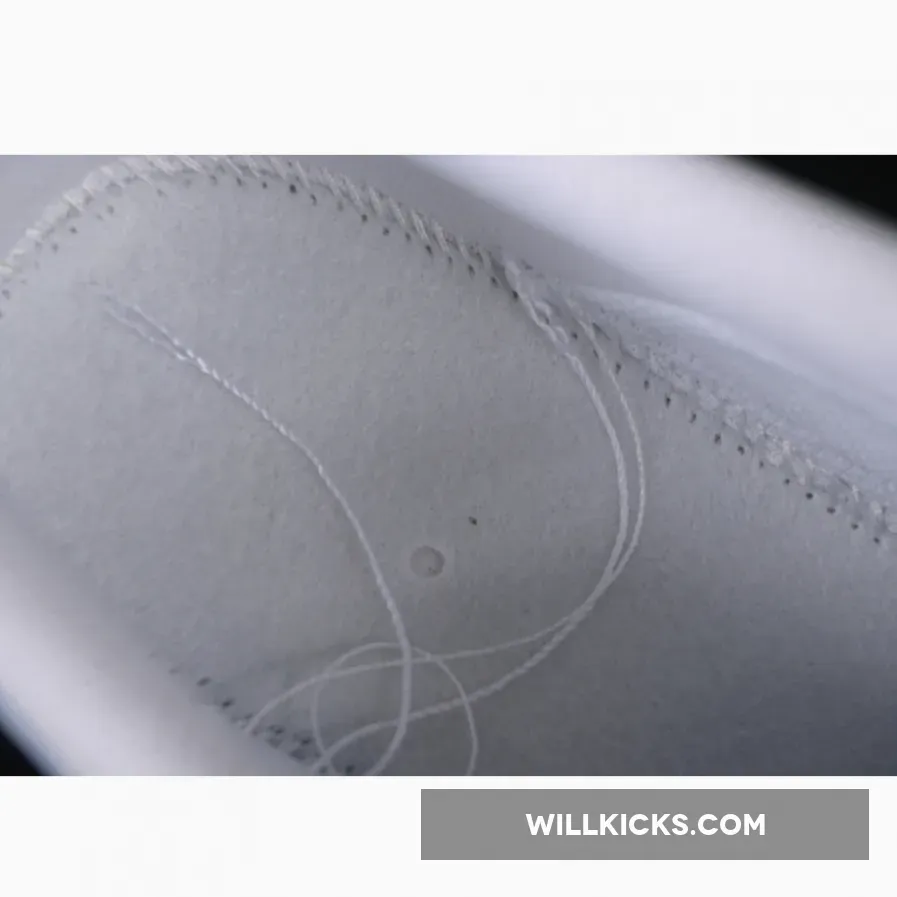 AIR FORCE 1 07 LOW BLUE/WHITE AIR FORCE 1 07 LOW BLUE/WHITE