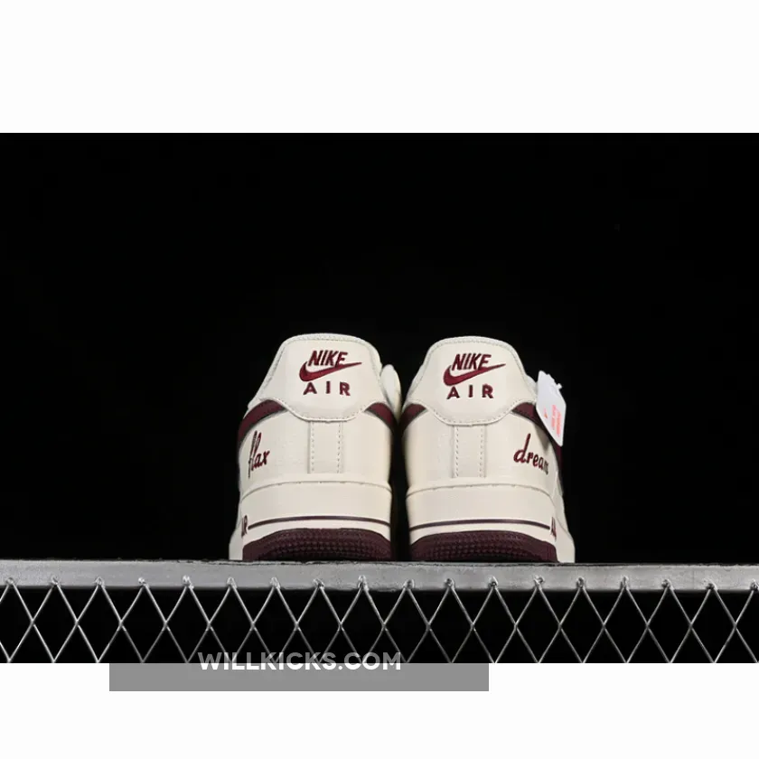 AIR FORCE 1 07 LOW DREAMK WHITE/RED AIR FORCE 1 07 LOW DREAMK WHITE/RED
