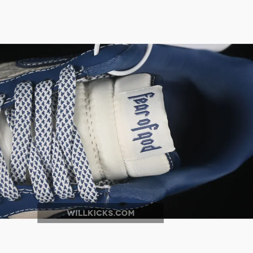 AIR FORCE 1 07 LOW FOG WHITE/BLUE AIR FORCE 1 07 LOW FOG WHITE/BLUE