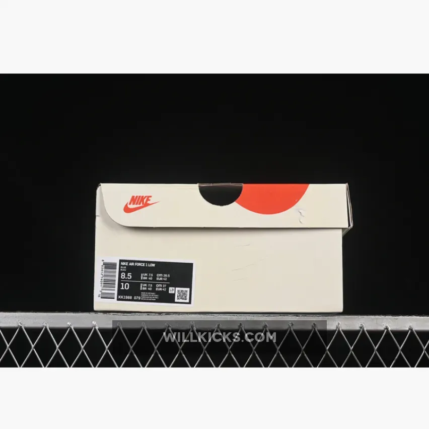 AIR FORCE 1 07 LOW FOG WHITE/BLUE AIR FORCE 1 07 LOW FOG WHITE/BLUE