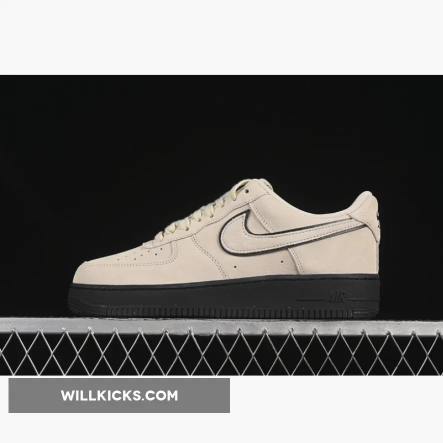 AIR FORCE 1 07 LOW LIGHT KHAKI/BLACK