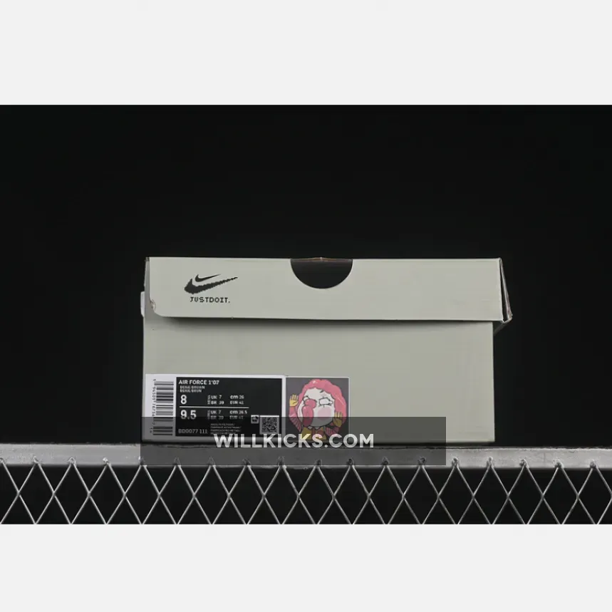 AIR FORCE 1 07 LOW MCDONALD S WHITE/YELLOW/BROWN AIR FORCE 1 07 LOW MCDONALD S WHITE/YELLOW/BROWN