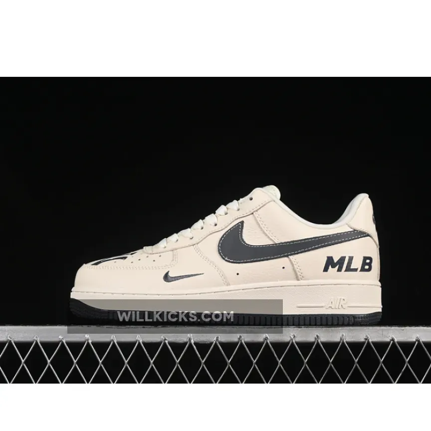 AIR FORCE 1 07 LOW MLB BEIGE/BLACK
