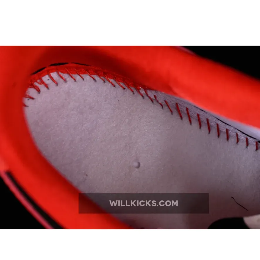 AIR FORCE 1 07 LOW RED/BLACK AIR FORCE 1 07 LOW RED/BLACK