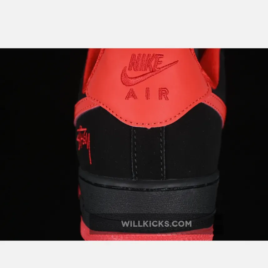 AIR FORCE 1 07 LOW RED/BLACK AIR FORCE 1 07 LOW RED/BLACK