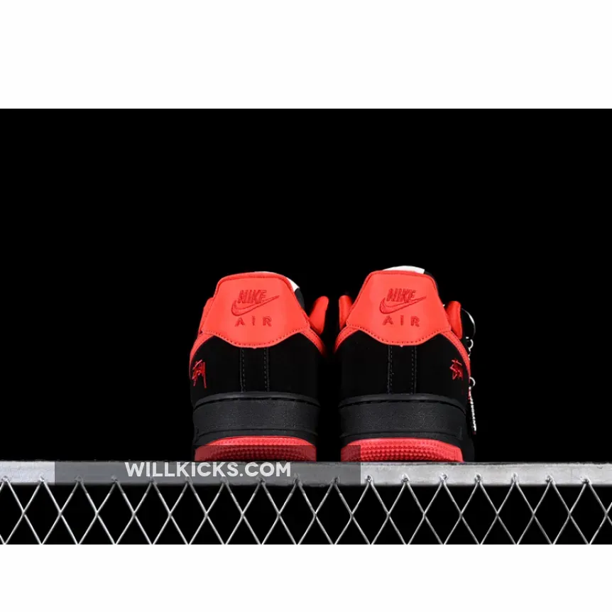 AIR FORCE 1 07 LOW RED/BLACK AIR FORCE 1 07 LOW RED/BLACK