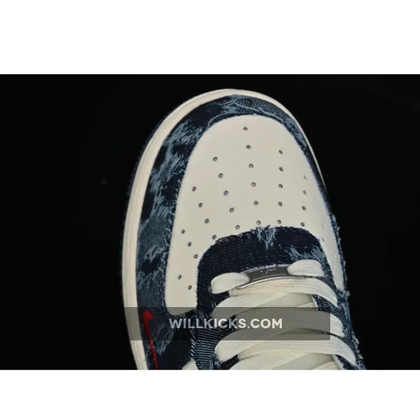 AIR FORCE 1 07 LOW RED/WHITE/BLUE AIR FORCE 1 07 LOW RED/WHITE/BLUE