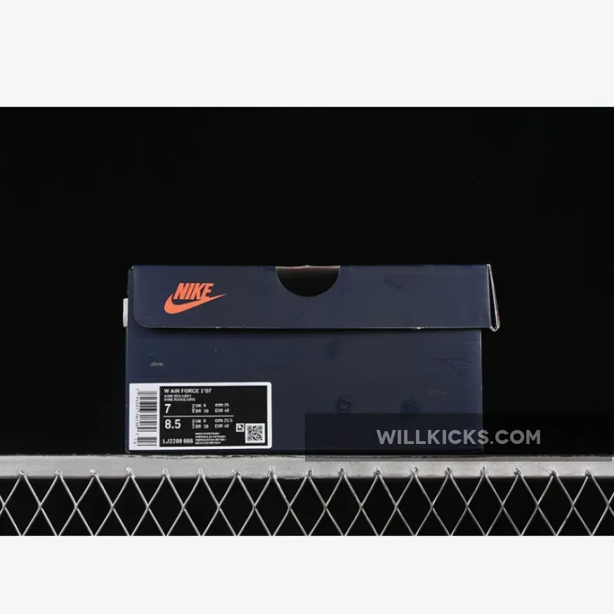 AIR FORCE 1 07 LOW STOP DRINKING WHITE/GREY/BROWN AIR FORCE 1 07 LOW STOP DRINKING WHITE/GREY/BROWN