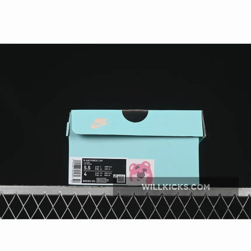 AIR FORCE 1 07 LOW STRAWBERRY BEAR WHITE/BROWN/PURPLE AIR FORCE 1 07 LOW STRAWBERRY BEAR WHITE/BROWN/PURPLE