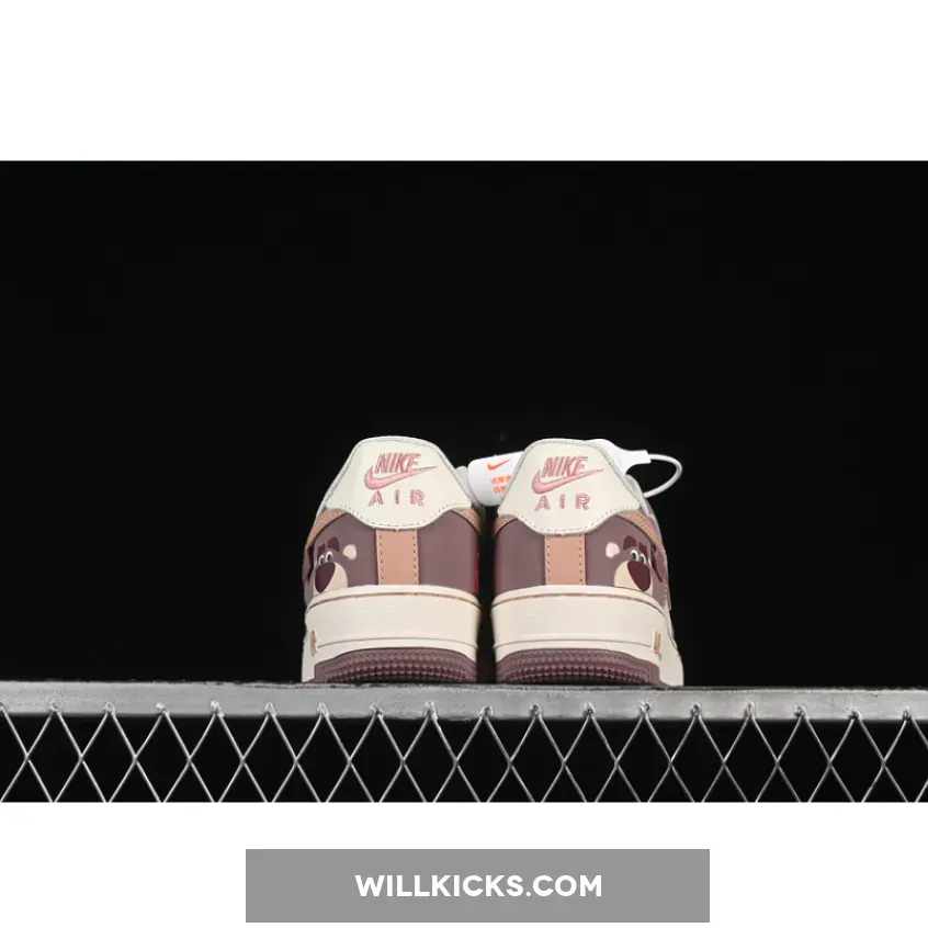 AIR FORCE 1 07 LOW STRAWBERRY BEAR WHITE/BROWN/PURPLE AIR FORCE 1 07 LOW STRAWBERRY BEAR WHITE/BROWN/PURPLE