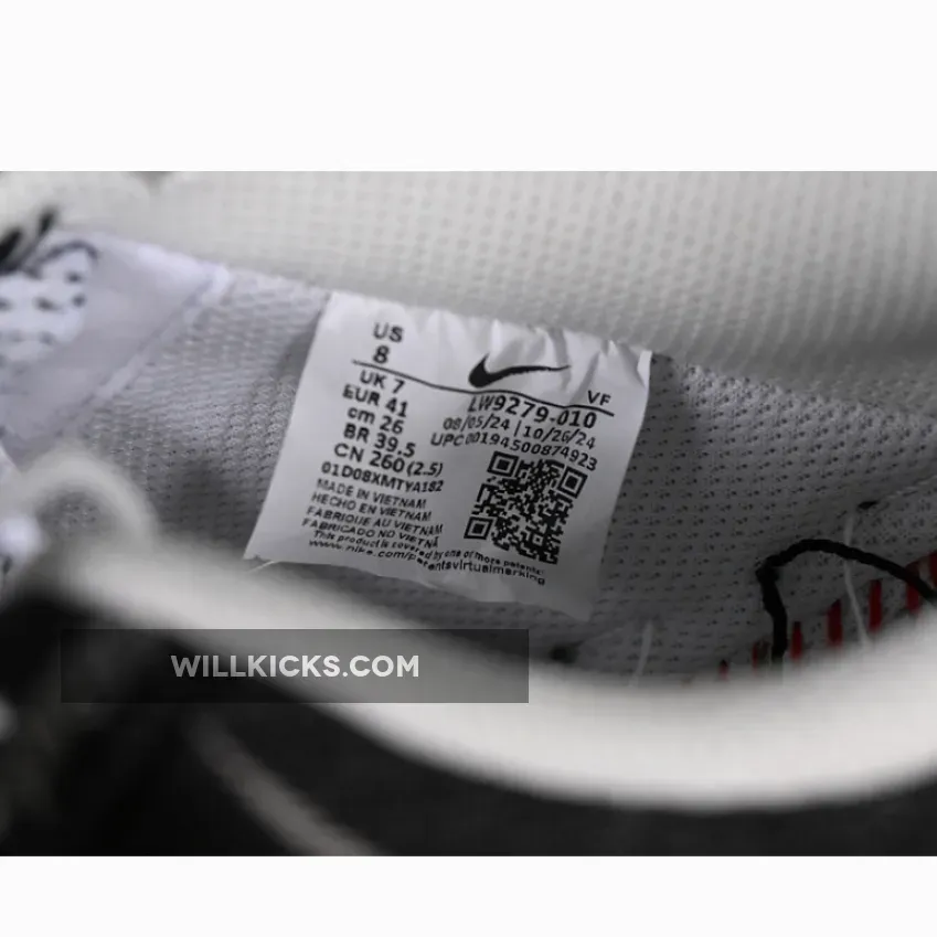 AIR FORCE 1 07 LOW SUP WHITE/BLACK AIR FORCE 1 07 LOW SUP WHITE/BLACK