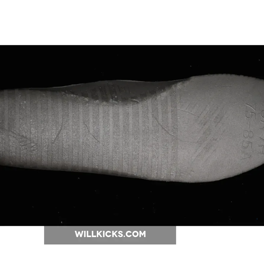 AIR FORCE 1 07 LOW SUP WHITE/BLACK AIR FORCE 1 07 LOW SUP WHITE/BLACK