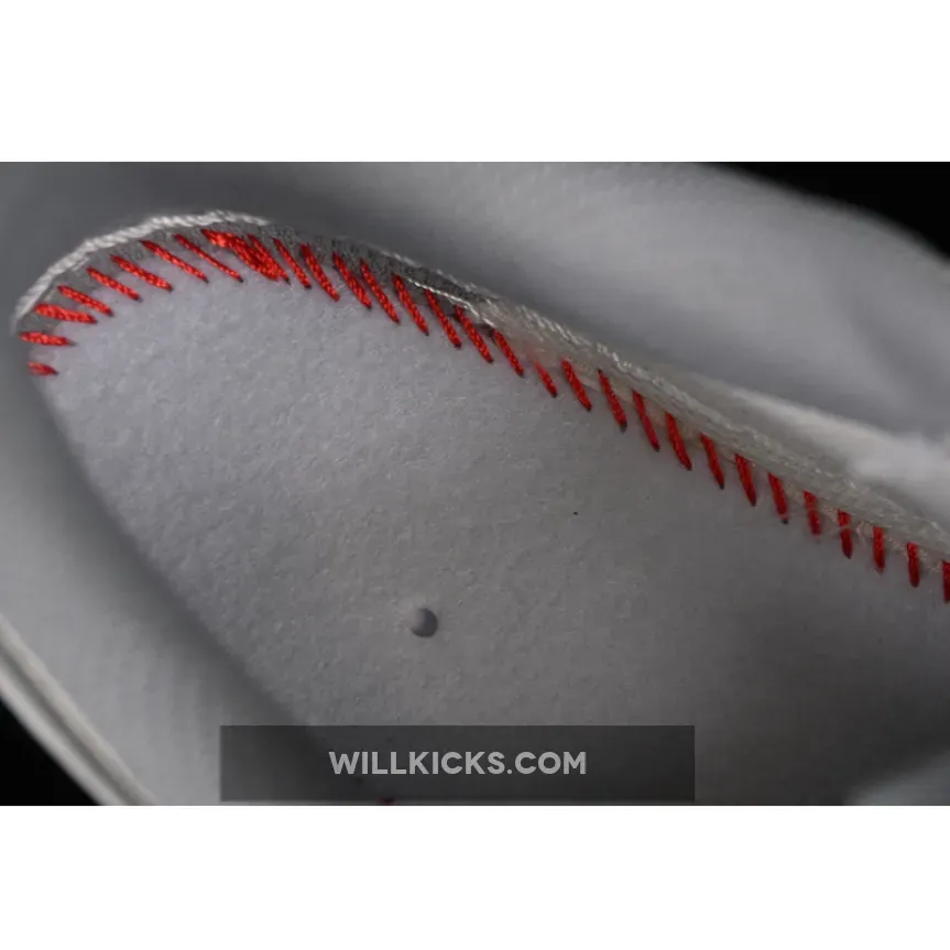 AIR FORCE 1 07 LOW SUPREME WHITE/GREY AIR FORCE 1 07 LOW SUPREME WHITE/GREY