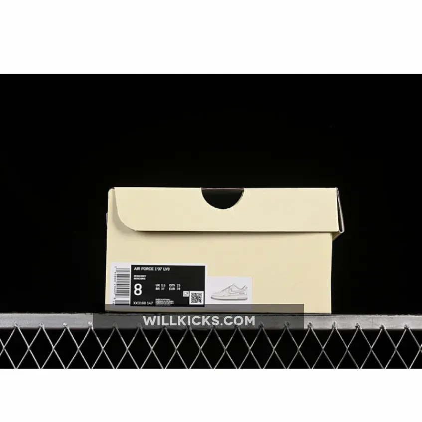 AIR FORCE 1 07 LOW SUPREME WHITE/GREY AIR FORCE 1 07 LOW SUPREME WHITE/GREY