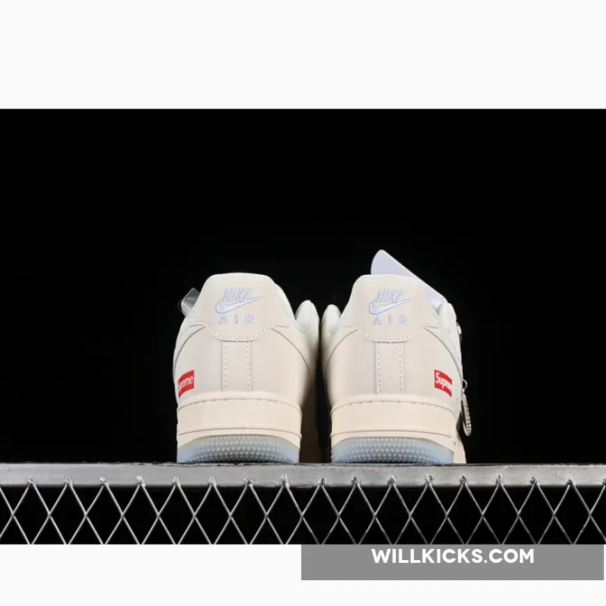 AIR FORCE 1 07 LOW SUPREME WHITE/BLUE AIR FORCE 1 07 LOW SUPREME WHITE/BLUE