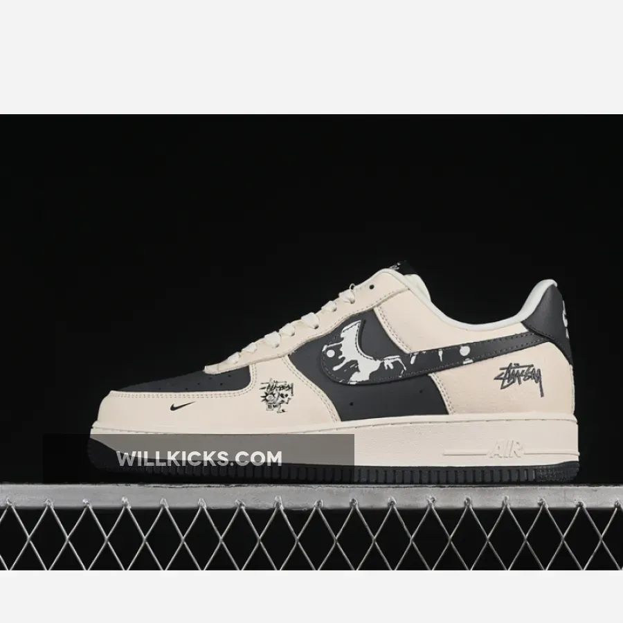 AIR FORCE 1 07 LOW WHITE/BLACK