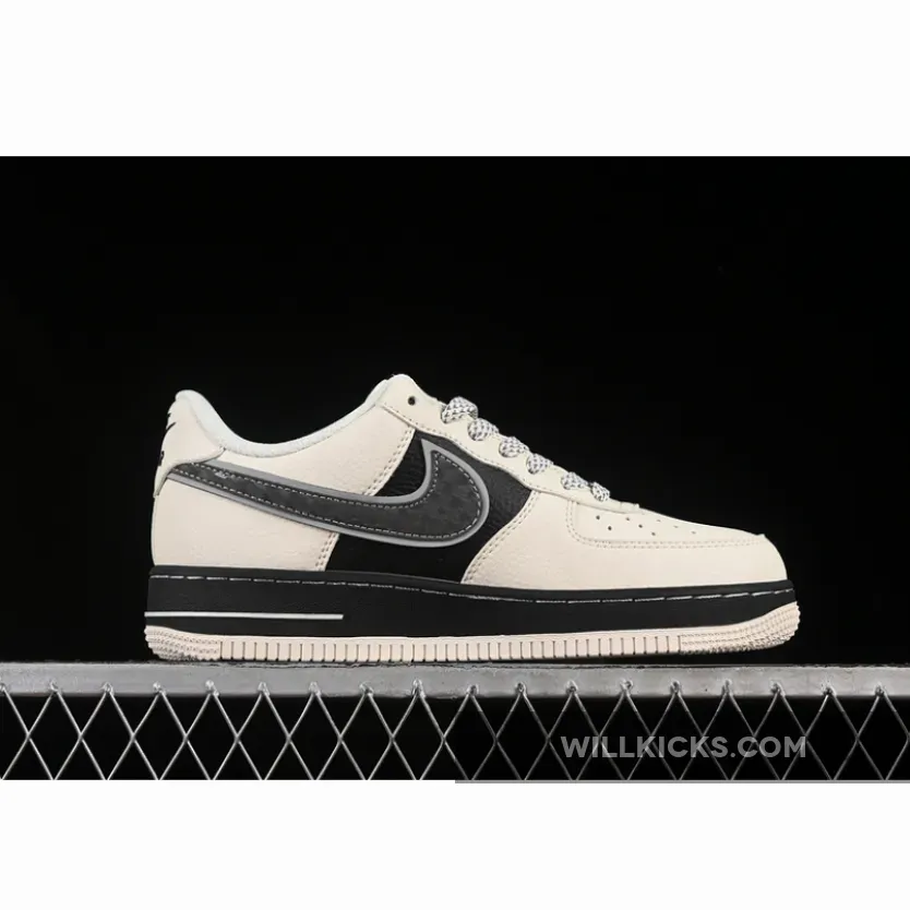AIR FORCE 1 07 LOW WHITE/BLACK