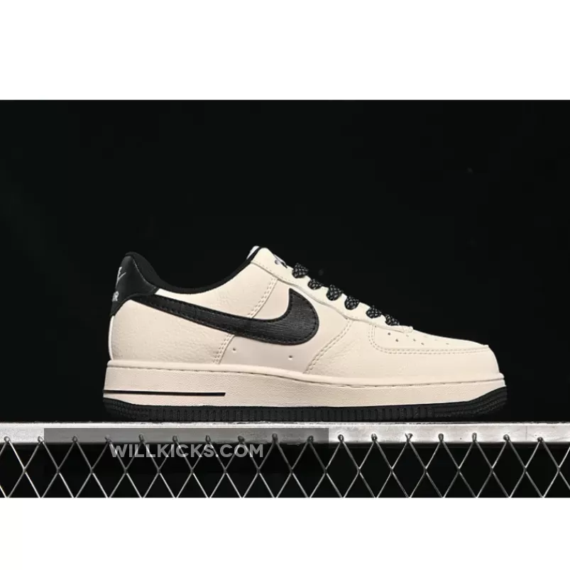 AIR FORCE 1 07 LOW WHITE/BLACK