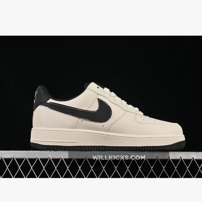 AIR FORCE 1 07 LOW WHITE/BLACK